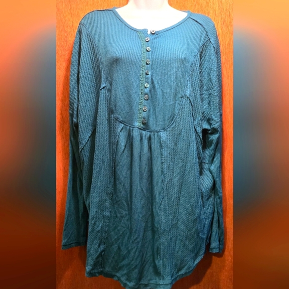 Free People Tops - Free People women's green/teal Button-Up waffle Top szM